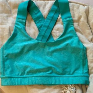 Lululemon sports bra